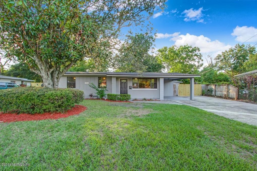 10586 Citrus Ln, Jacksonville, FL 32218 - photo 1