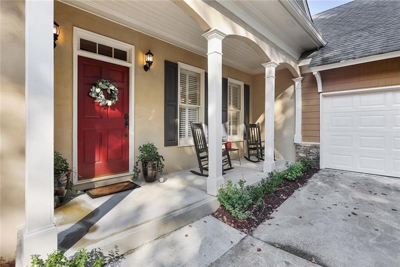 1700 Settindown Dr, Roswell, GA 30075 - photo 1