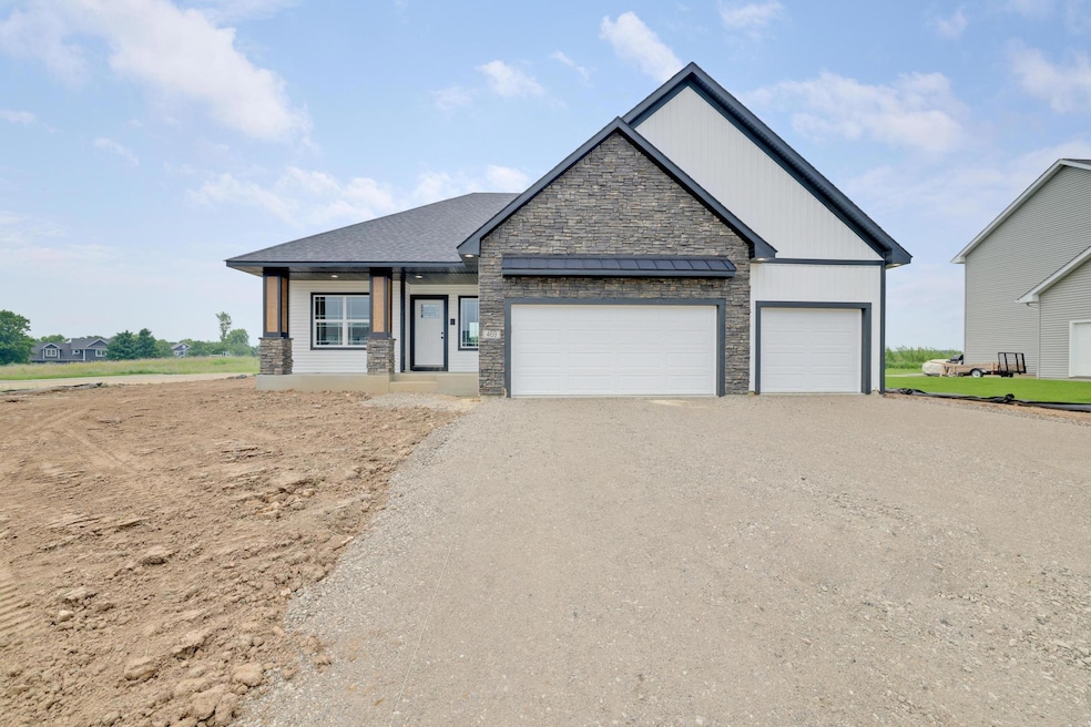 For Sale $719,900 • Co-Listing Agent