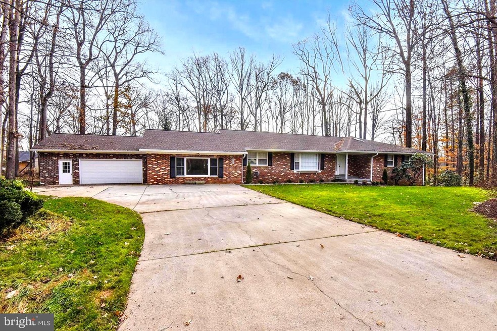 5109 Gunpowder Rd, Fairfax, VA 22030 - photo 1