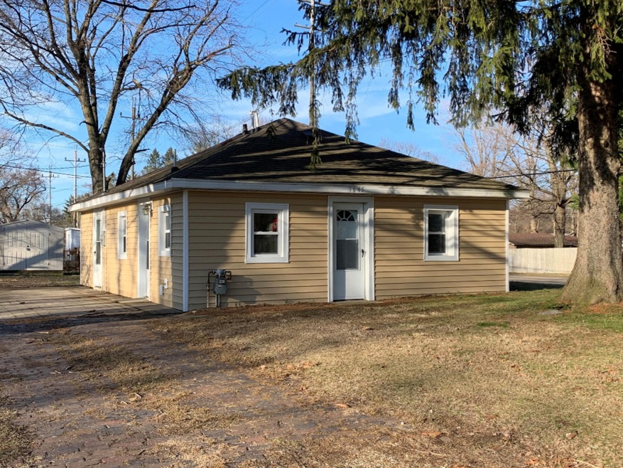 1645 Huron St, Niles, MI 49120 - photo 1