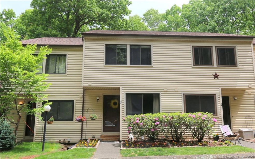 52 Idlewood unit 52, Bethel, CT 06801 - photo 1