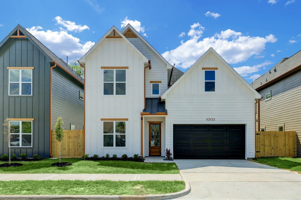 1003 Walton St, Houston, TX 77009 - photo 1