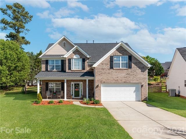 2842 Quarry View Dr NW, Concord, NC 28027 - photo 1