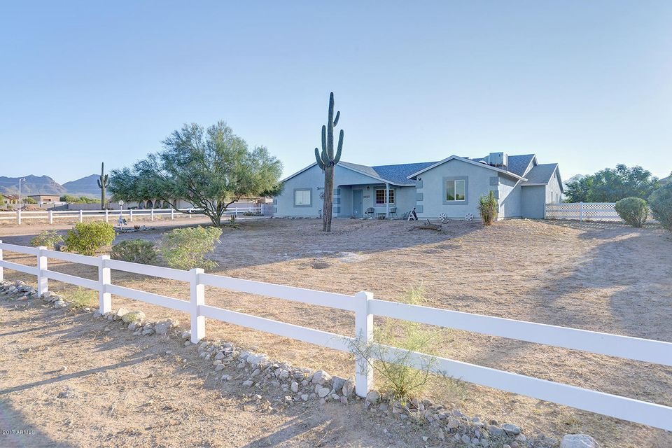 1027 N Signal Butte Rd, Mesa, AZ 85207 - photo 1