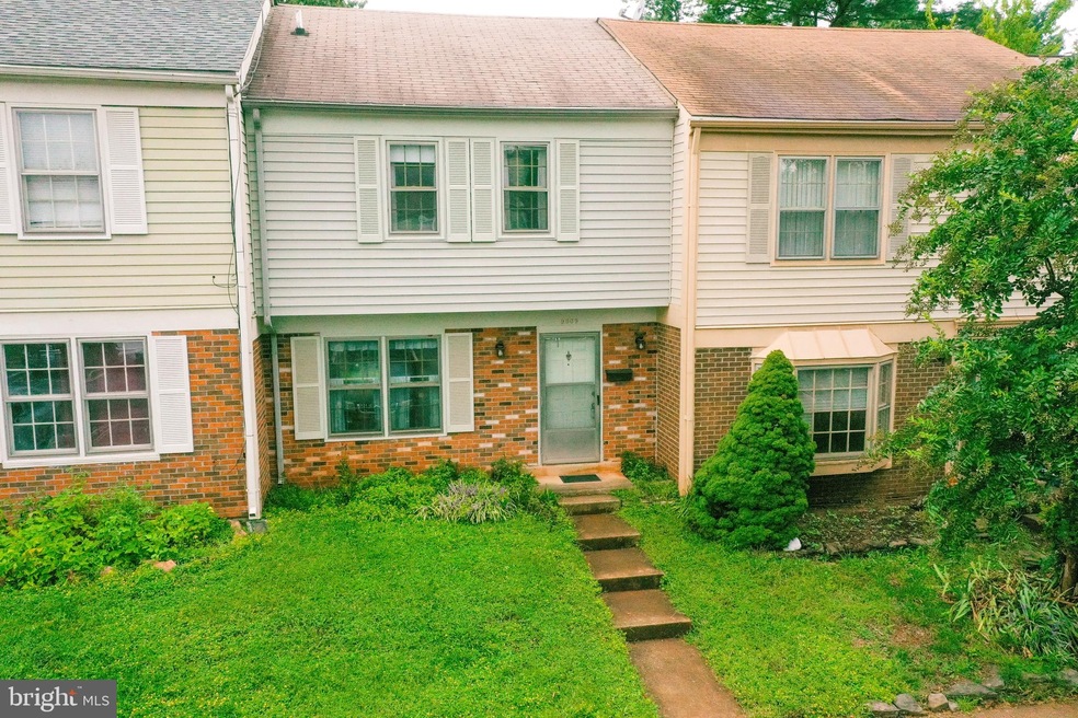 9009 Bonham Cir, Manassas, VA 20110 - photo 1