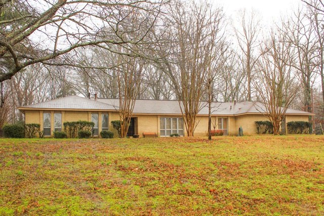 118 Lakeway Dr, Oxford, MS 38655 - photo 1