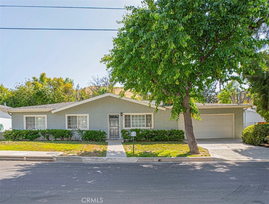 4901 Reforma Rd, Woodland Hills, CA 91364 - photo 1