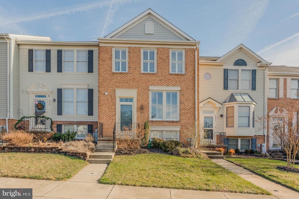 8041 Brightwood Ct, Ellicott City, MD 21043 - photo 1