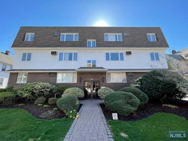 137 Orient Way unit 1B, Rutherford, NJ 07070 - photo 1