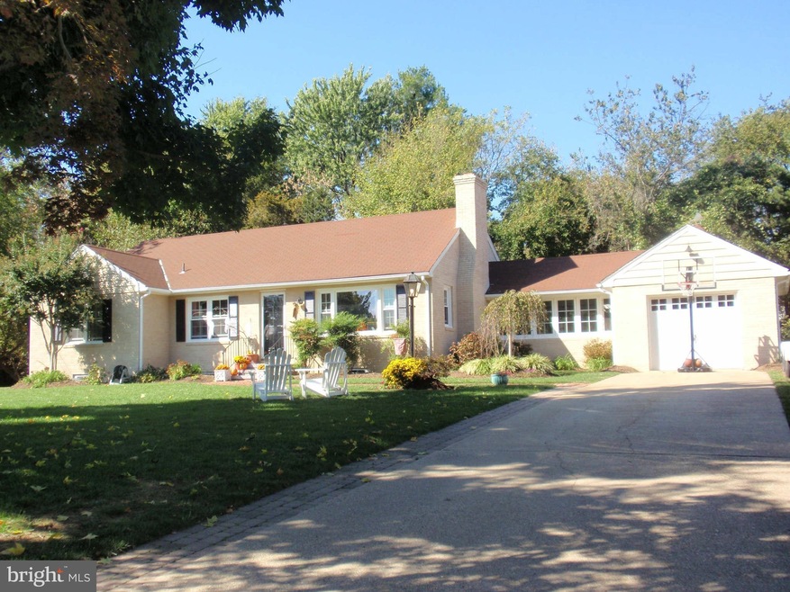 116 Sunset Dr, Annapolis, MD 21403 - photo 1