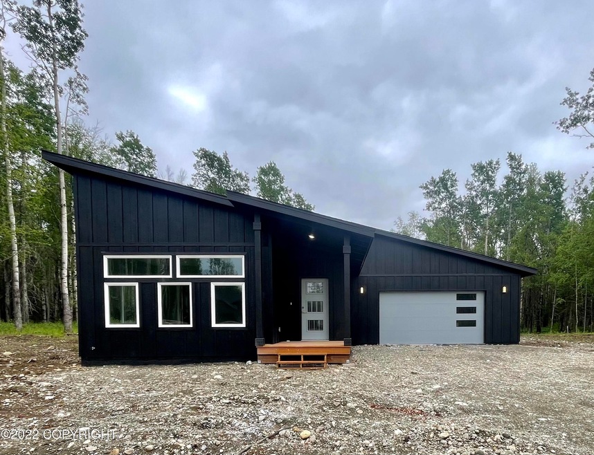7672 N Aileron Cir