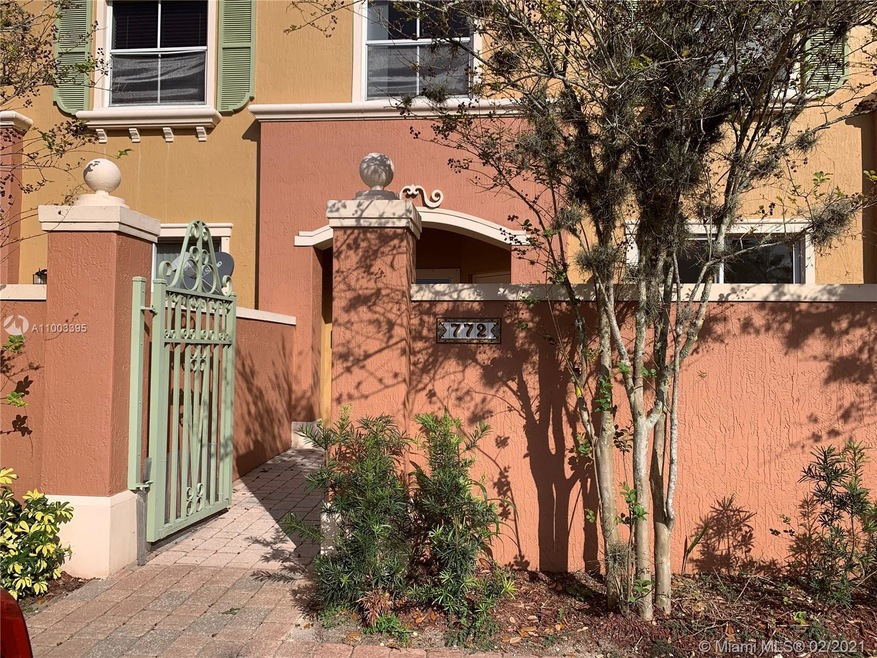 772 SW 106th Ave unit 1910, Pembroke Pines, FL 33025 - photo 1