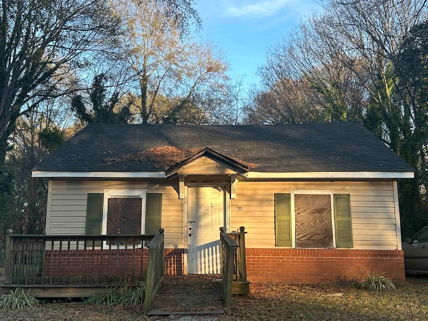 109 Flint St, Gaffney, SC 29340 - photo 1