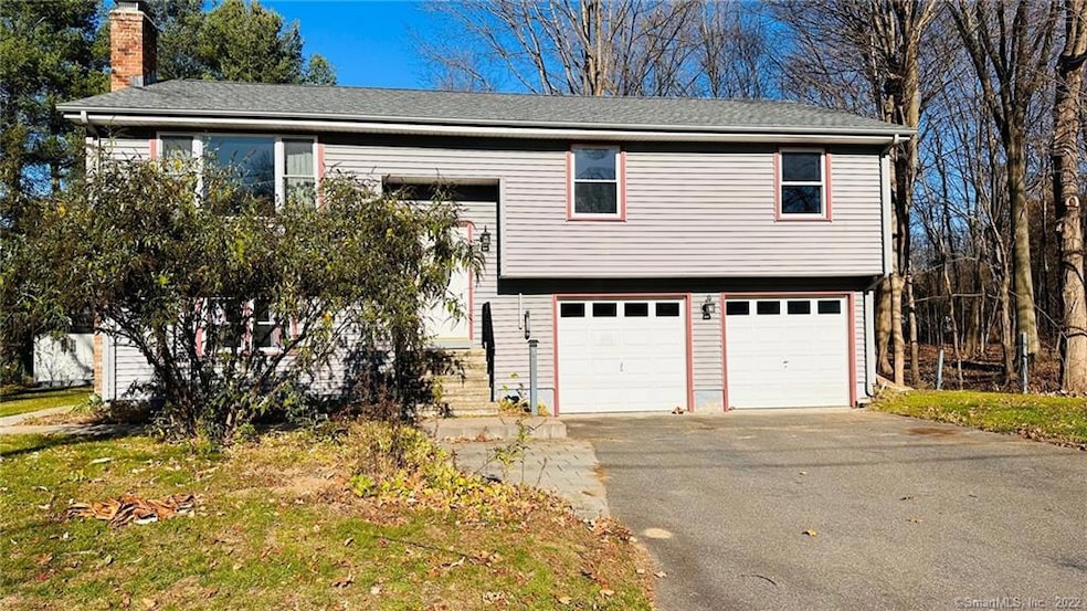 7 Townline Rd, Windsor Locks, CT 06096 - photo 1