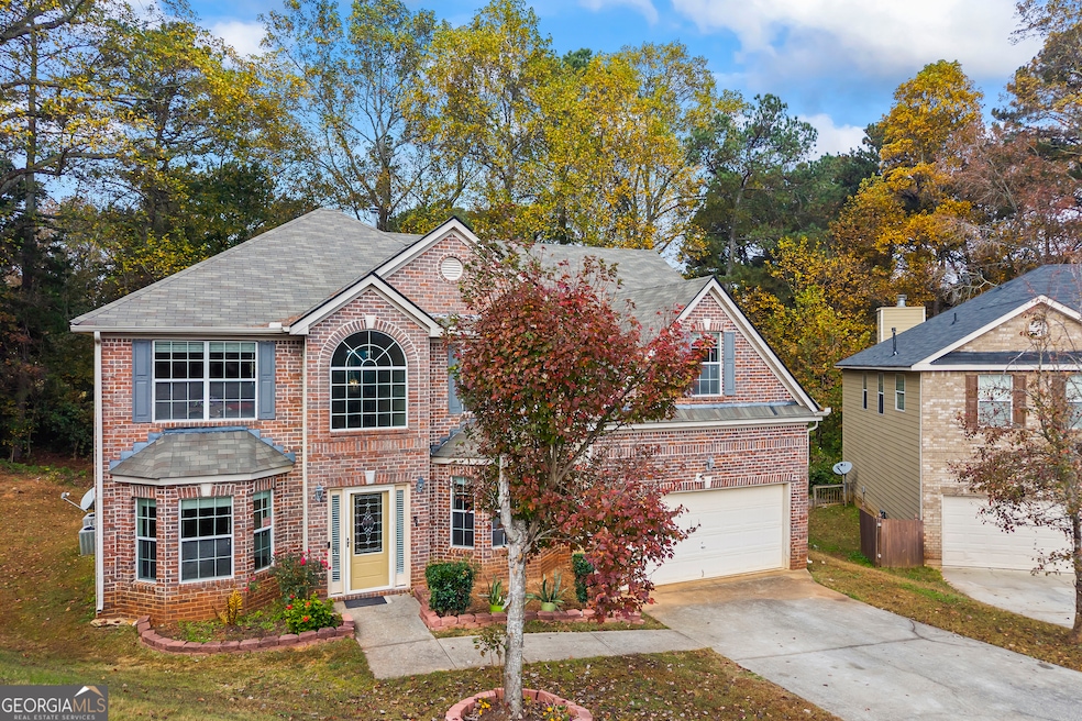 1546 Evergreen Hollow Ln, Conyers, GA 30012 - photo 1