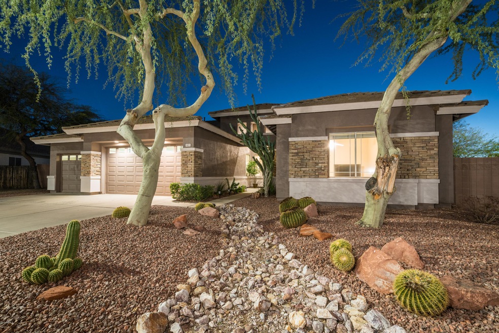 Gorgeous Curb Appeal