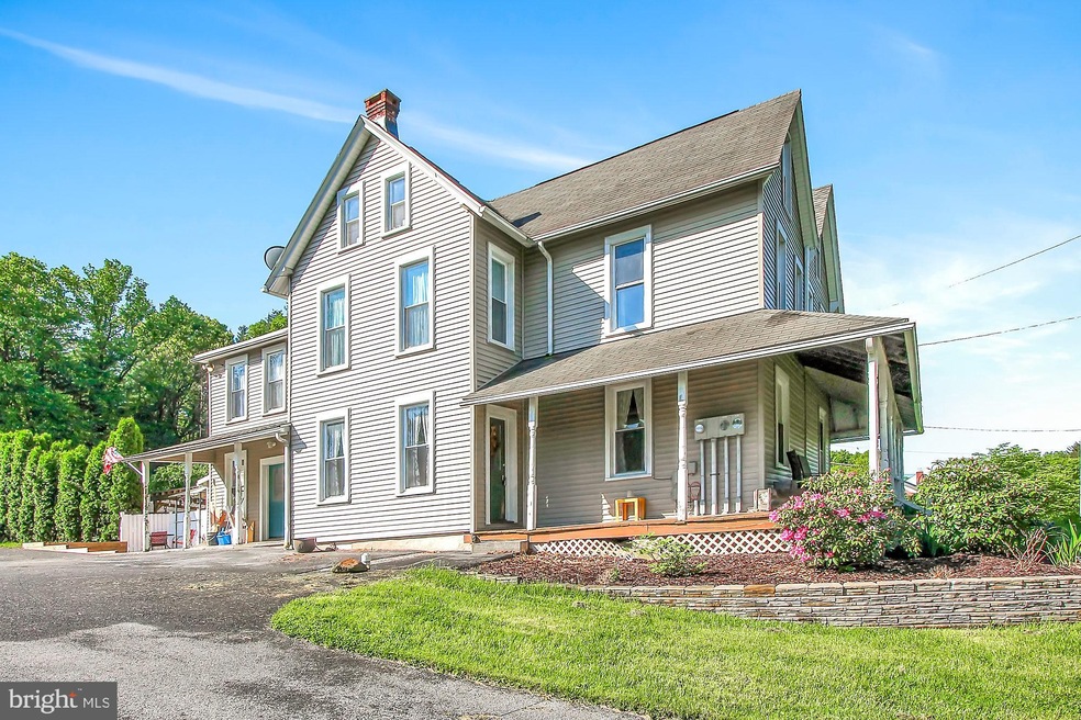 2879 Pricetown Rd, Temple, PA 19560 - photo 1