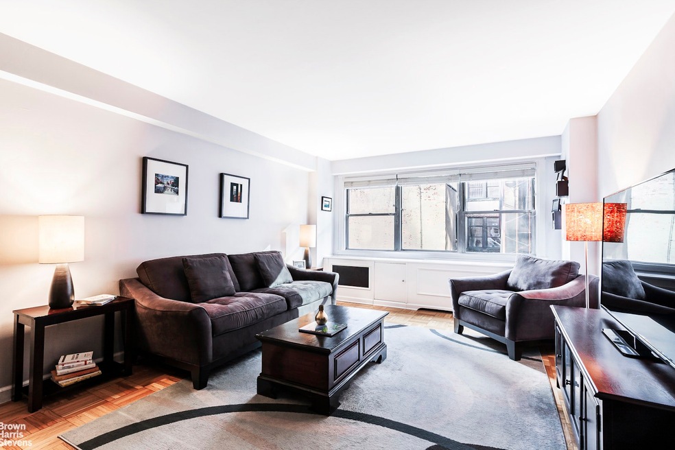 Convention Overlook unit 7J, New York, NY 10001 - photo 1