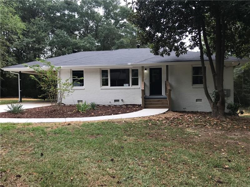 5743 Glore Dr SW, Mableton, GA 30126 - photo 1