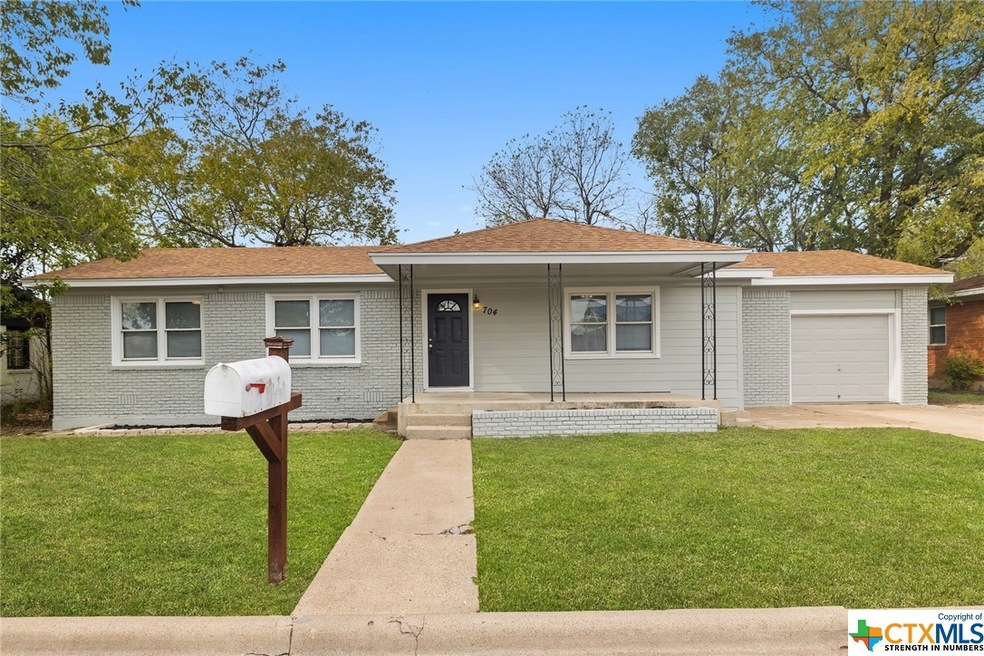 704 Turner St, Copperas Cove, TX 76522 - photo 1