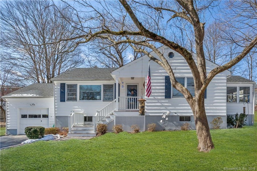 11 Garfield St, Norwalk, CT 06854 - photo 1