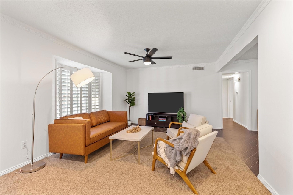 6029 Sandhurst Ln unit C, Dallas, TX 75206 - photo 1