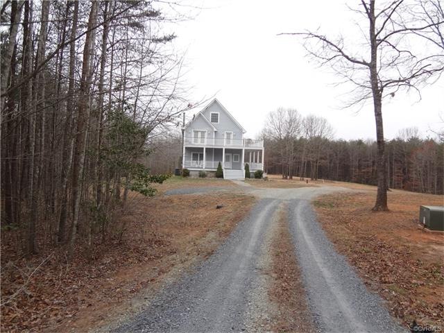 BEAUTIFULL HOME....TOTAL PRIVACY SITUATED ON 30+ A