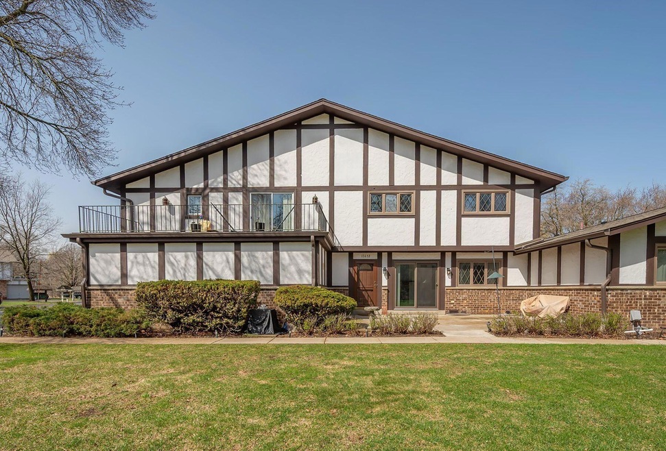 17652 Nassau Drive