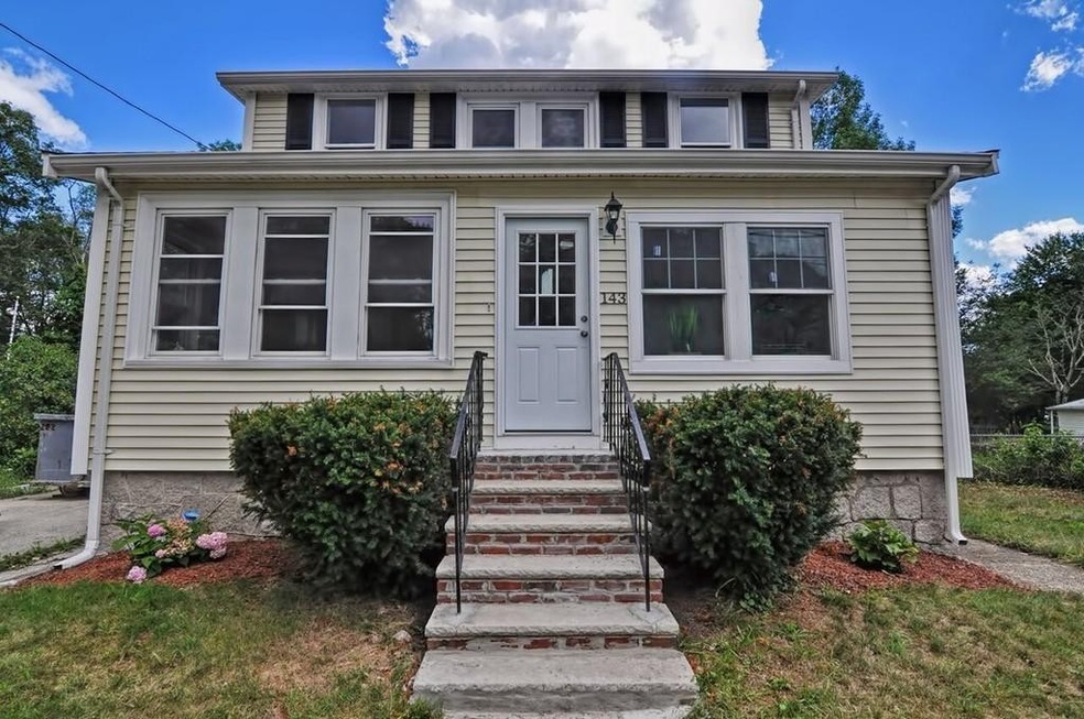 143 Center St unit 1, Randolph, MA 02368 - photo 1