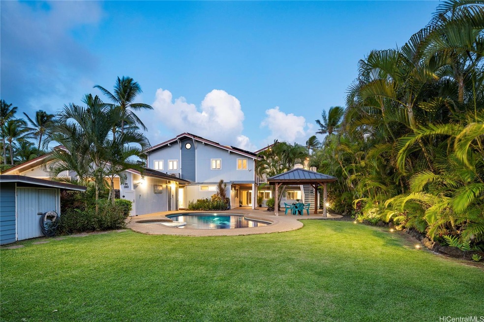 Lush Oasis awaits it's New Homeowner! Beautiful Tr