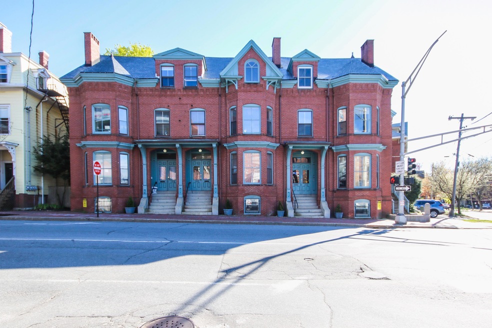198 High St Portland - 1Frnt