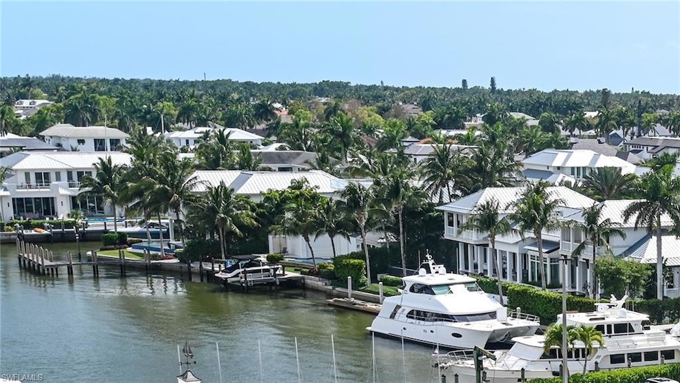 1325 7th St S unit 8A, Naples, FL 34102 - photo 1