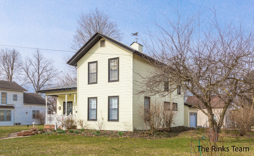 230 N Jefferson Lowell-Front