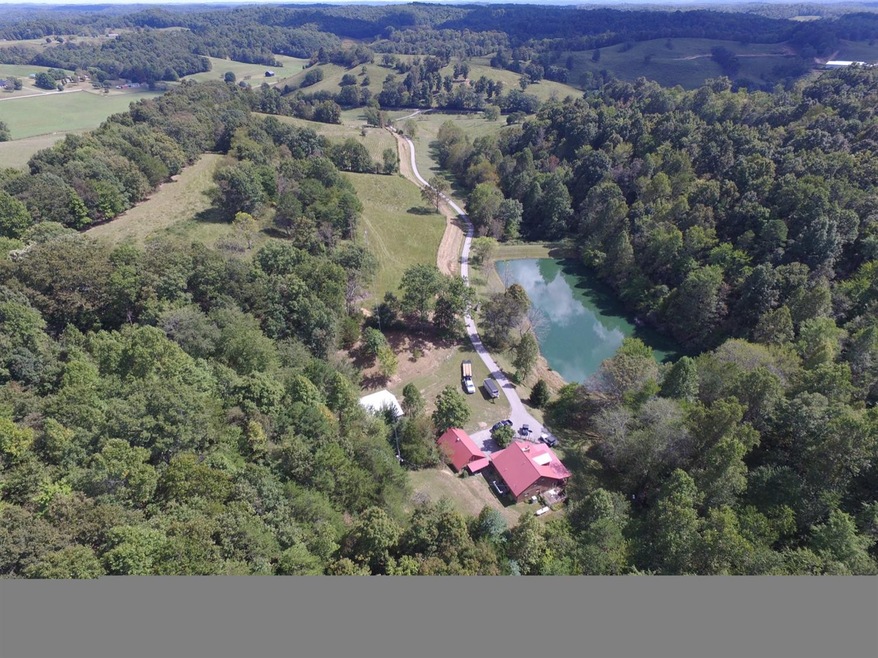 943 Green Hill Welchburg Rd, Annville, KY 40402 - photo 1