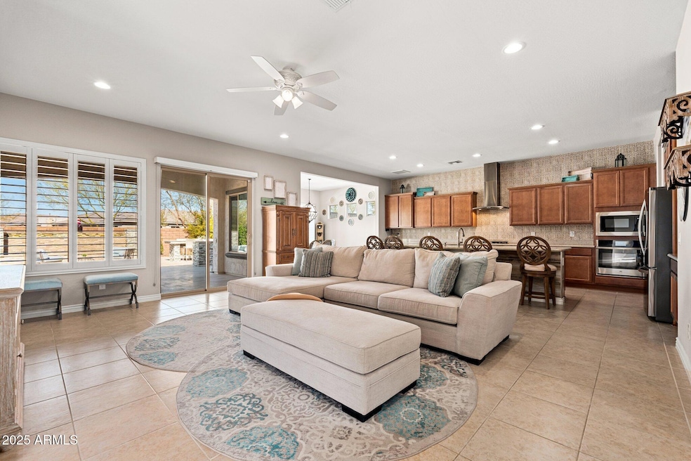 22426 N 29th Place, Phoenix, AZ 85024 - photo 1