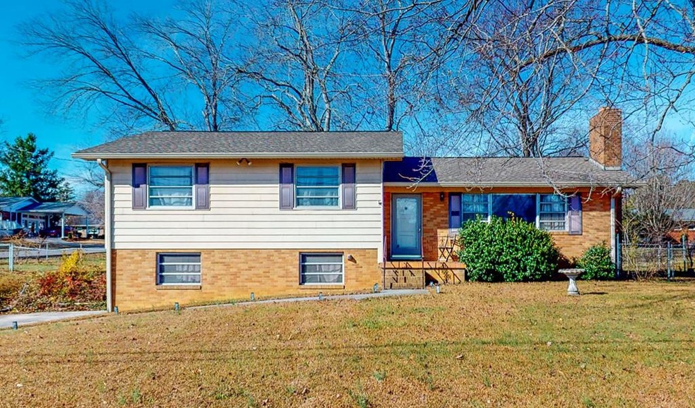 2101 Kyker Bonner Ave NW, Cleveland, TN 37311 - photo 1