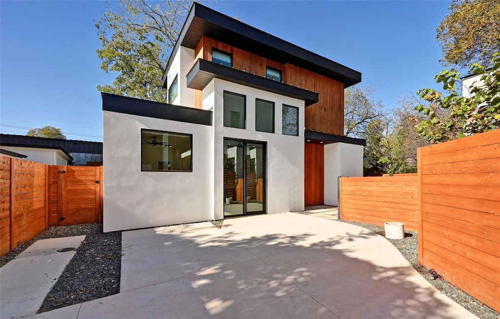 2706 Stacy Ln unit 2, Austin, TX 78704 - photo 1