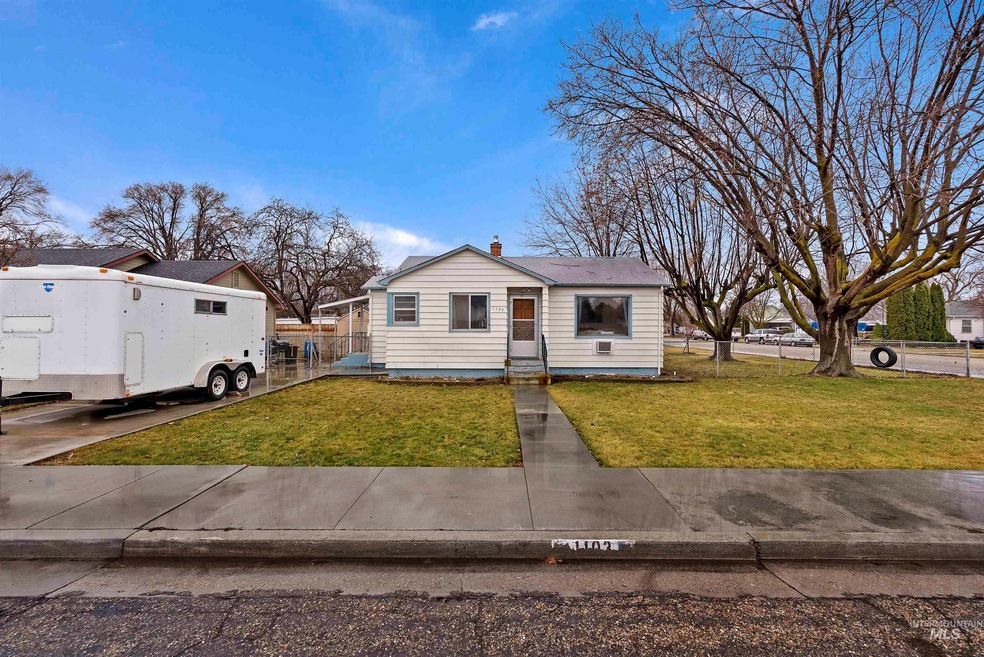 1103 E Clark Ave, Nampa, ID 83686 - photo 1