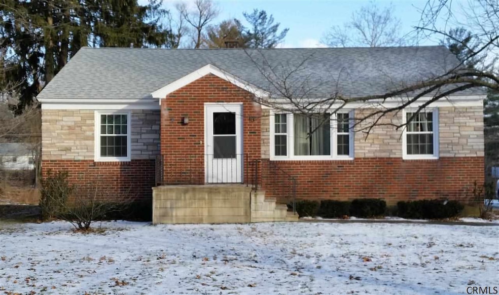 13 Brockley Dr, Delmar, NY 12054 - photo 1