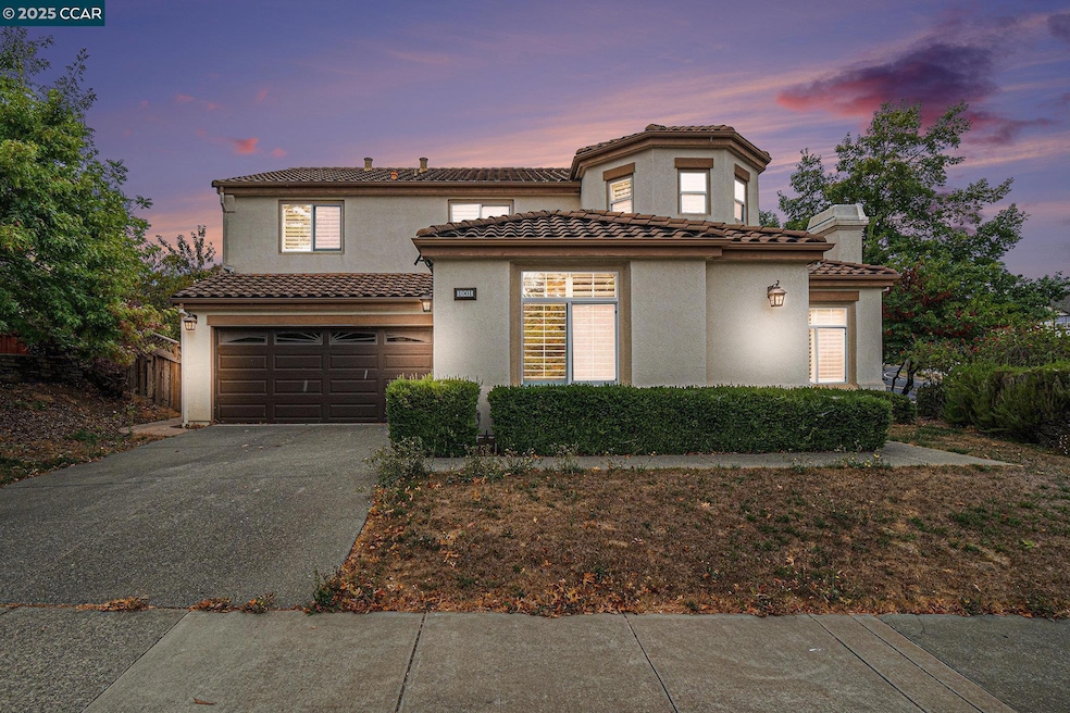 For Sale $799,000 • Co-Listing Agent