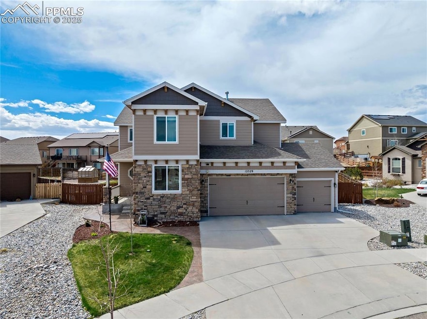 Sold $565,000