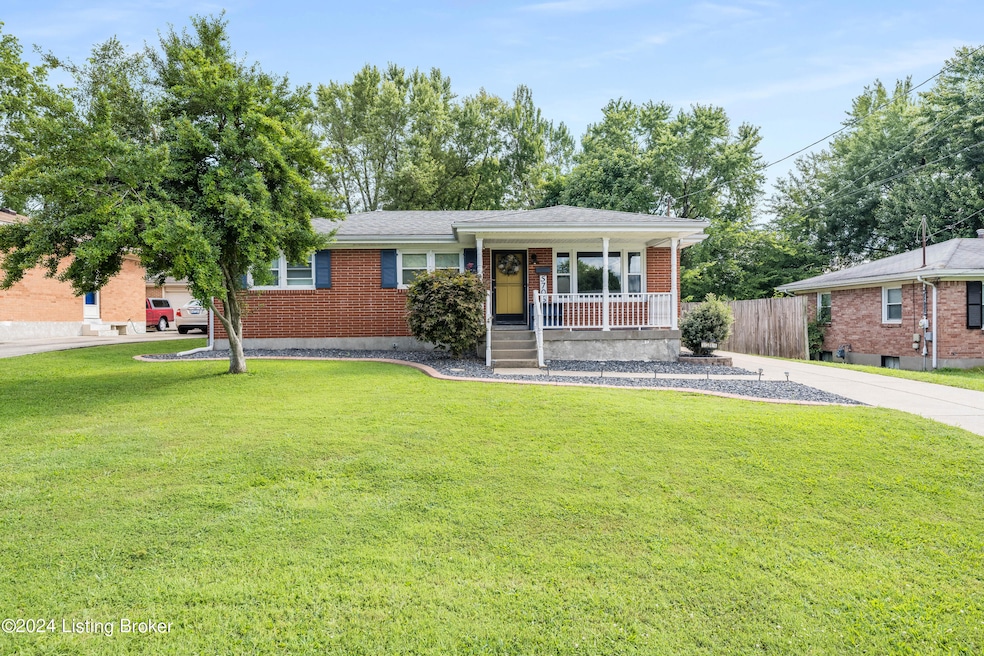 5706 Indian Rock Rd, Louisville, KY 40219 - photo 1