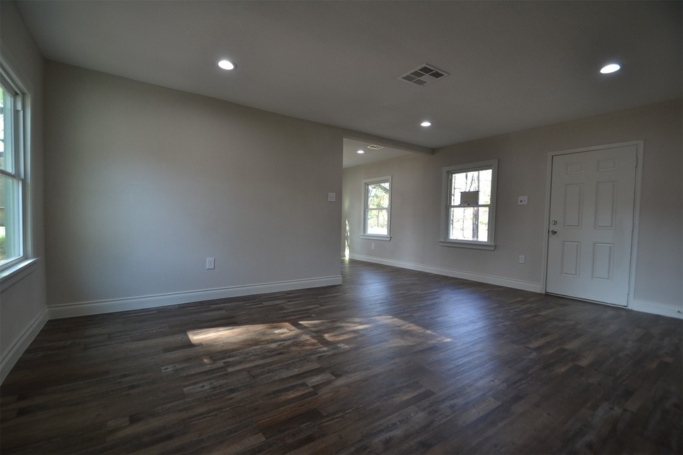 9208 Firnat St, Houston, TX 77016 - photo 1