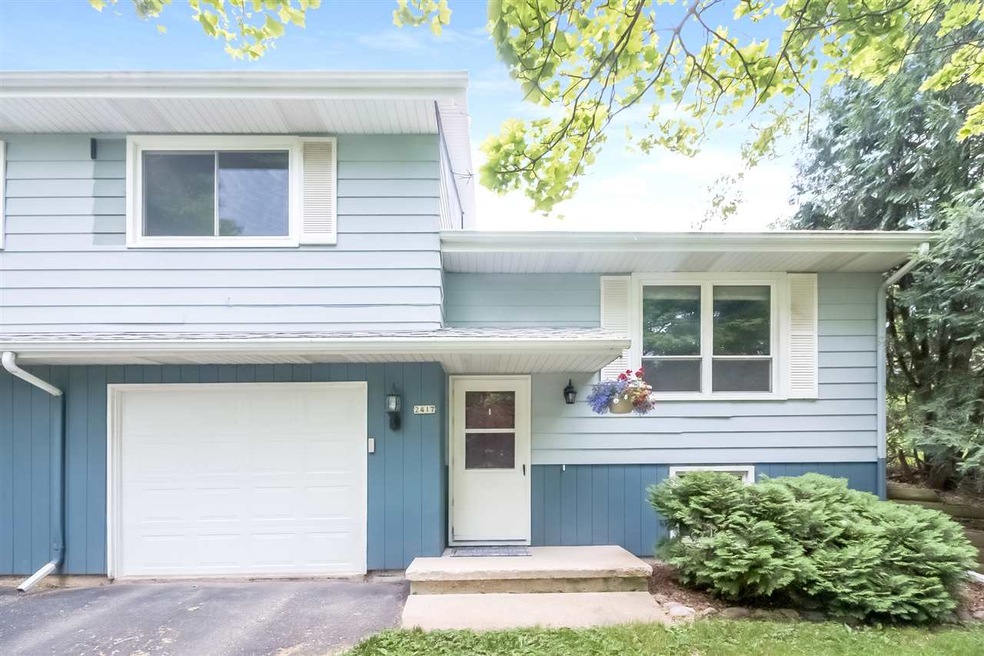 2417 White Oak Tr, Dunn, WI 53575 - photo 1