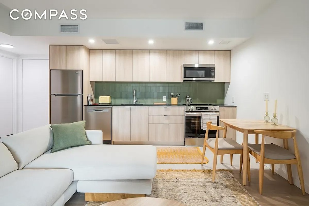 975 Nostrand Ave unit 624, Brooklyn, NY 11225 - photo 1