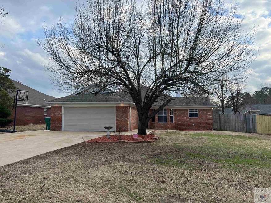 3015 Newport Ave, Texarkana, TX 75503 - photo 1