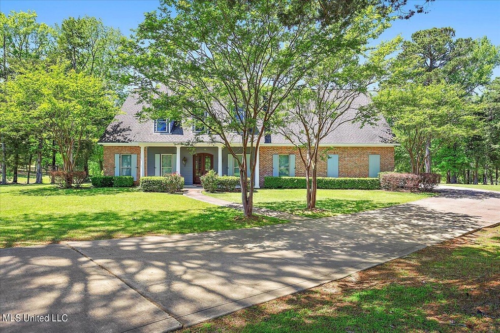 109 Bidon Place, Madison, MS 39110 - photo 1