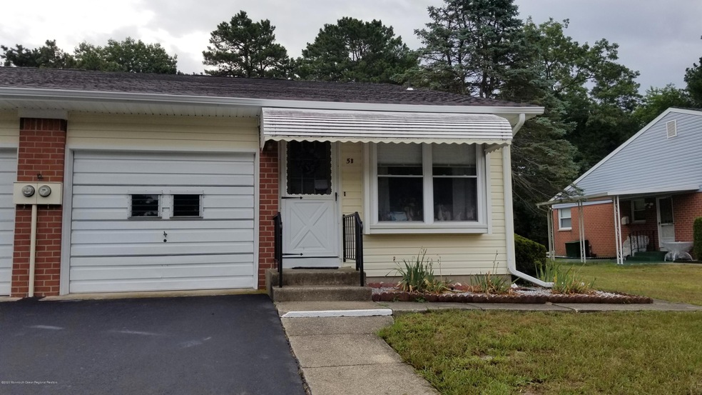 5 Columbus Blvd unit B, Manchester, NJ 08759 - photo 1