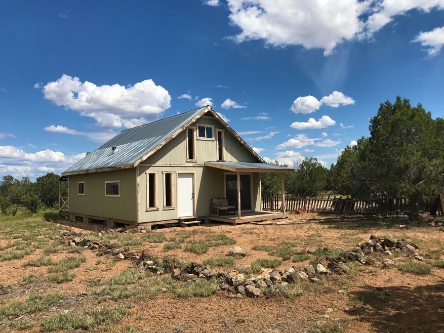 0 Stockmans unit 1021210, Ash Fork, AZ 86320 - photo 1